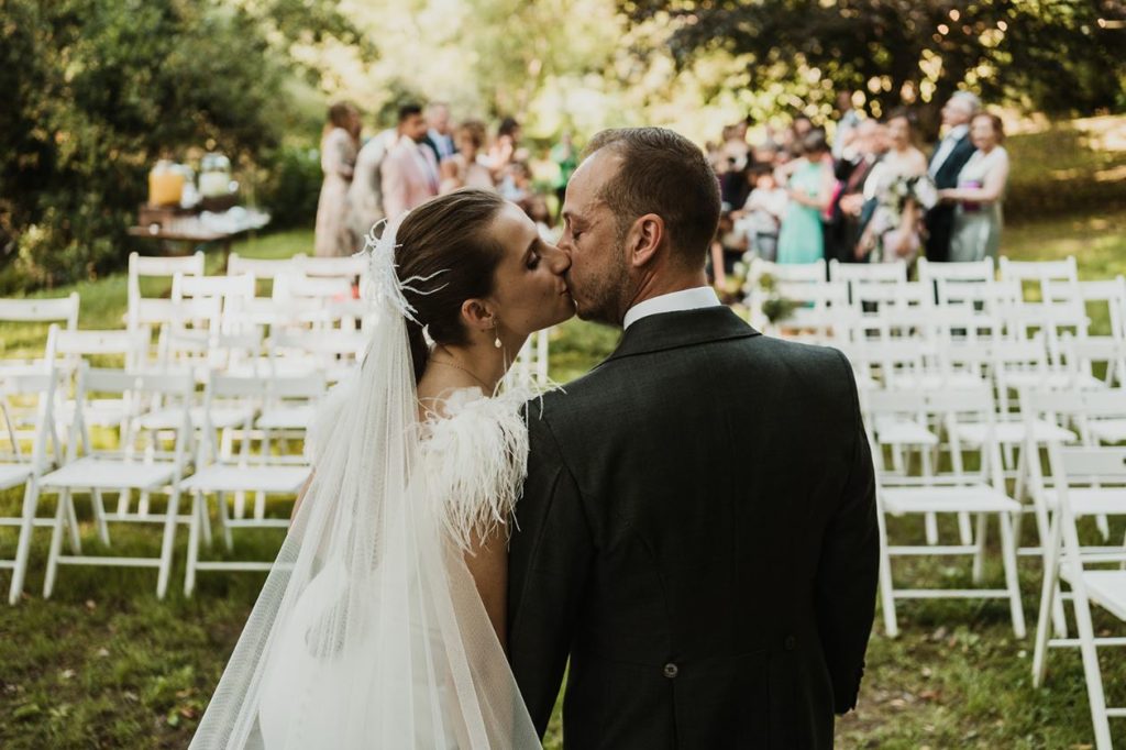 Una boda iluminada por el calor de San Juan bodas A Quinta da Auga